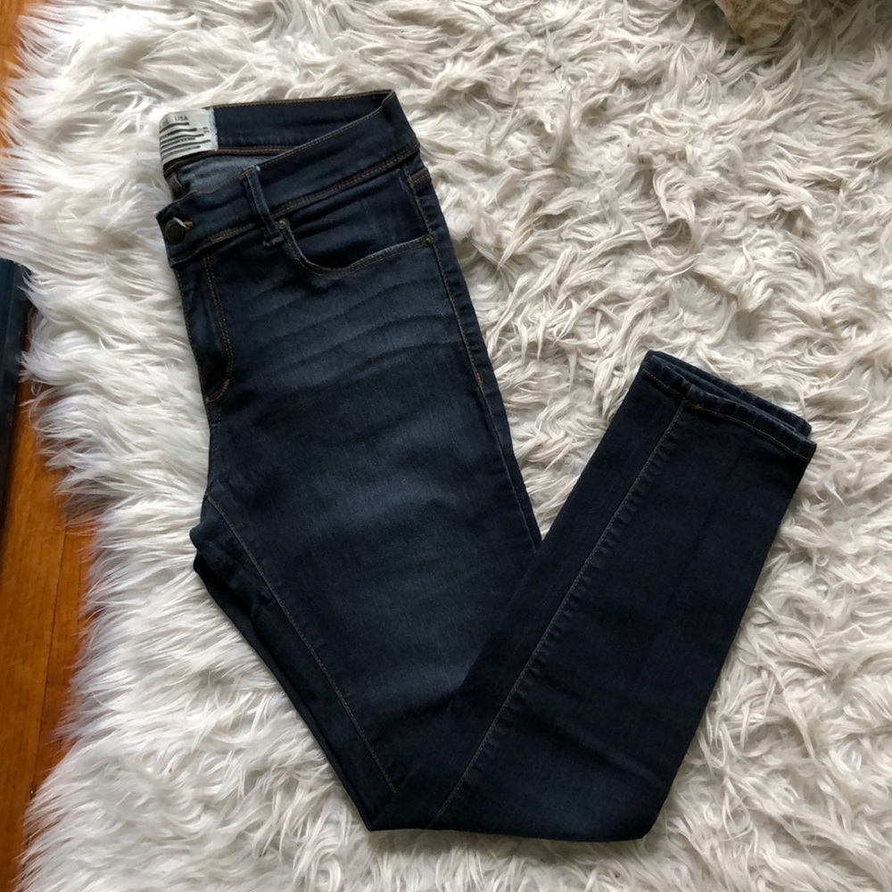 Free People cropped blue skinny jean